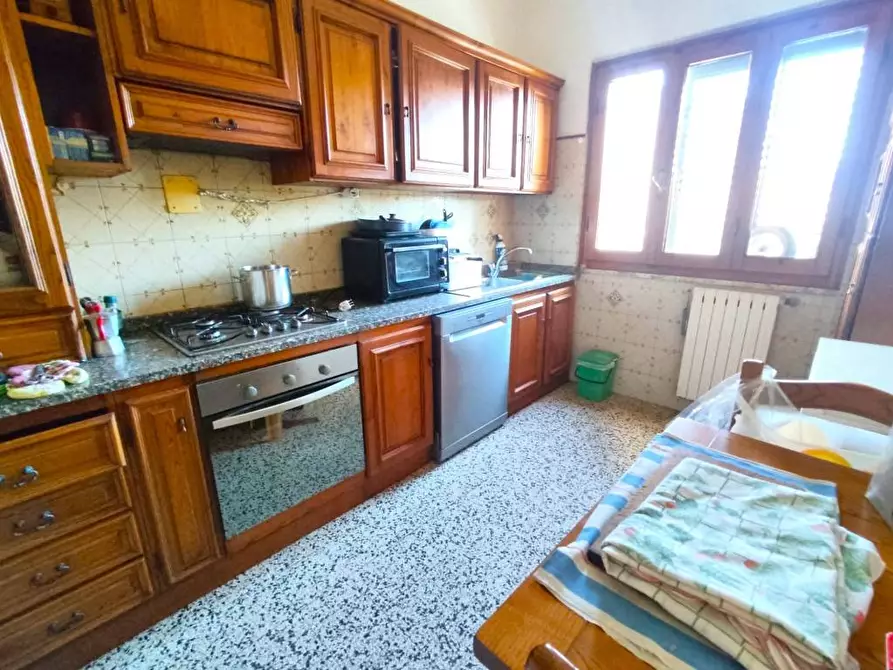 Immagine 7 di Appartamento in vendita  a Seravezza