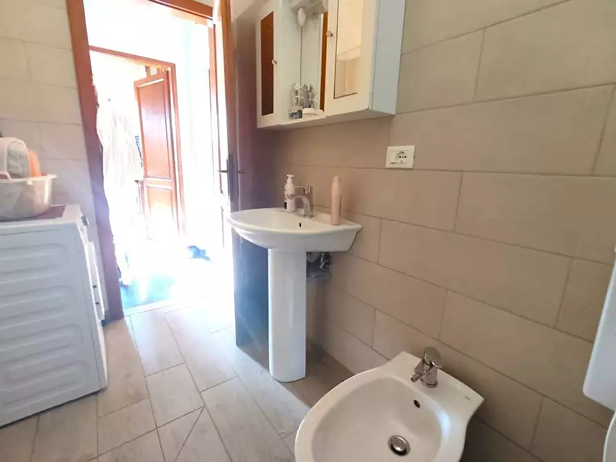 Immagine 12 di Appartamento in vendita  a Seravezza