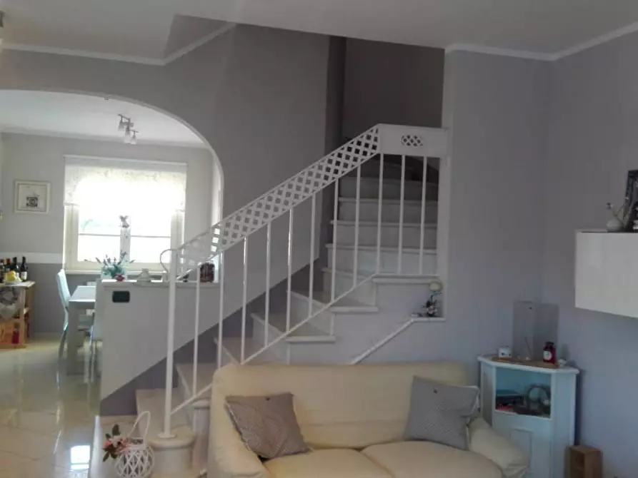 Immagine 21 di Casa bifamiliare in affitto  a Pietrasanta