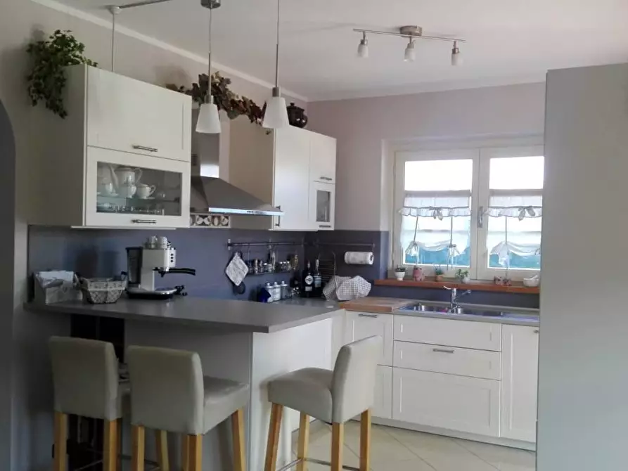 Immagine 24 di Casa bifamiliare in affitto  a Pietrasanta