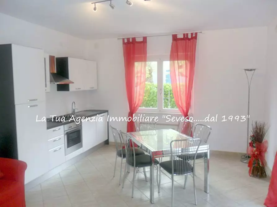 Immagine 2 di Casa quadrifamiliare in affitto  a Forte Dei Marmi