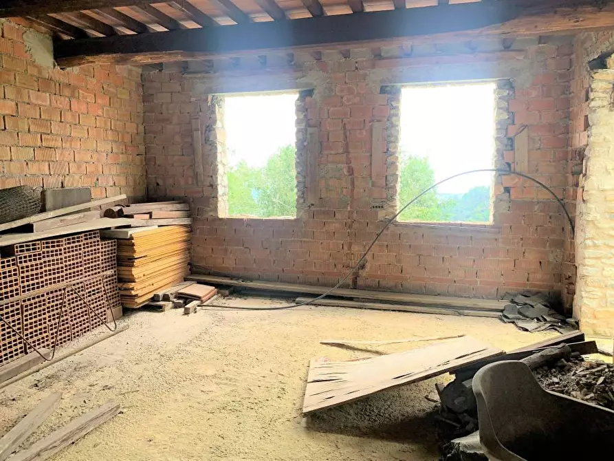 Immagine 6 di Villa in vendita  a Seravezza