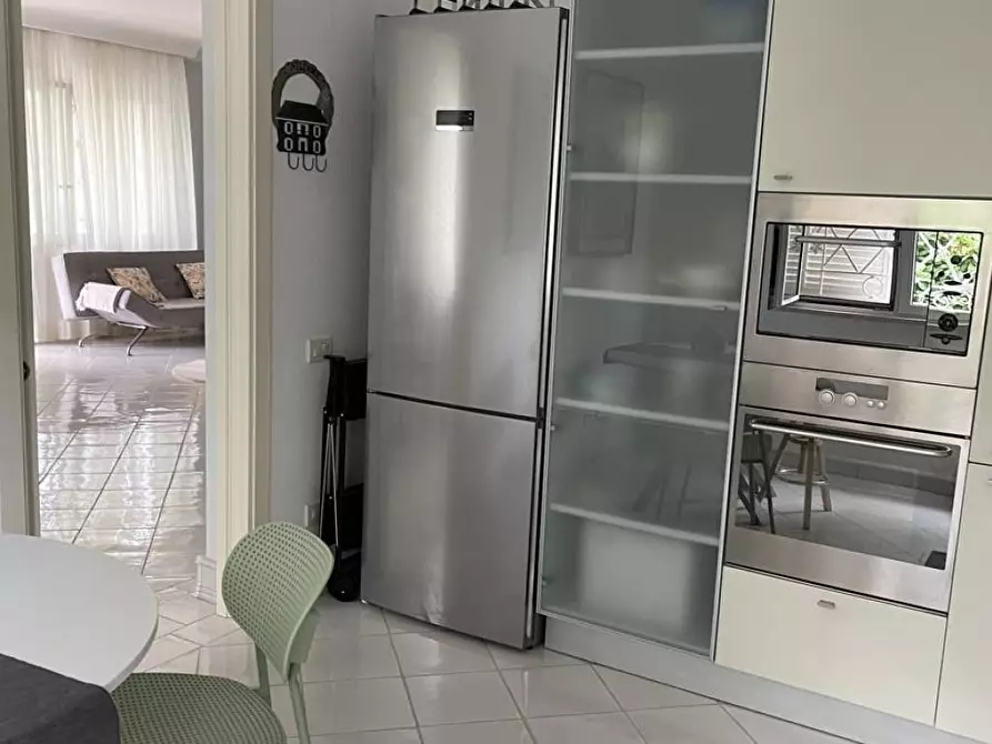 Immagine 12 di Villa in affitto  a Pietrasanta