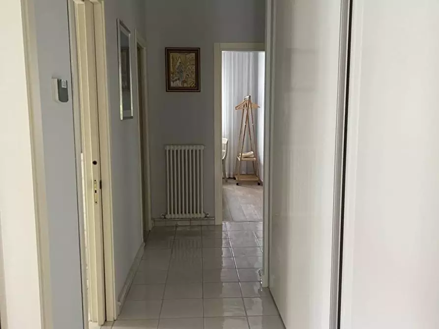 Immagine 27 di Villa in affitto  a Pietrasanta