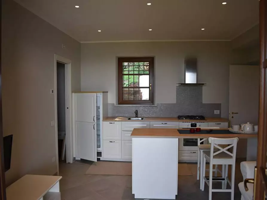 Immagine 12 di Villa in affitto  a Pietrasanta