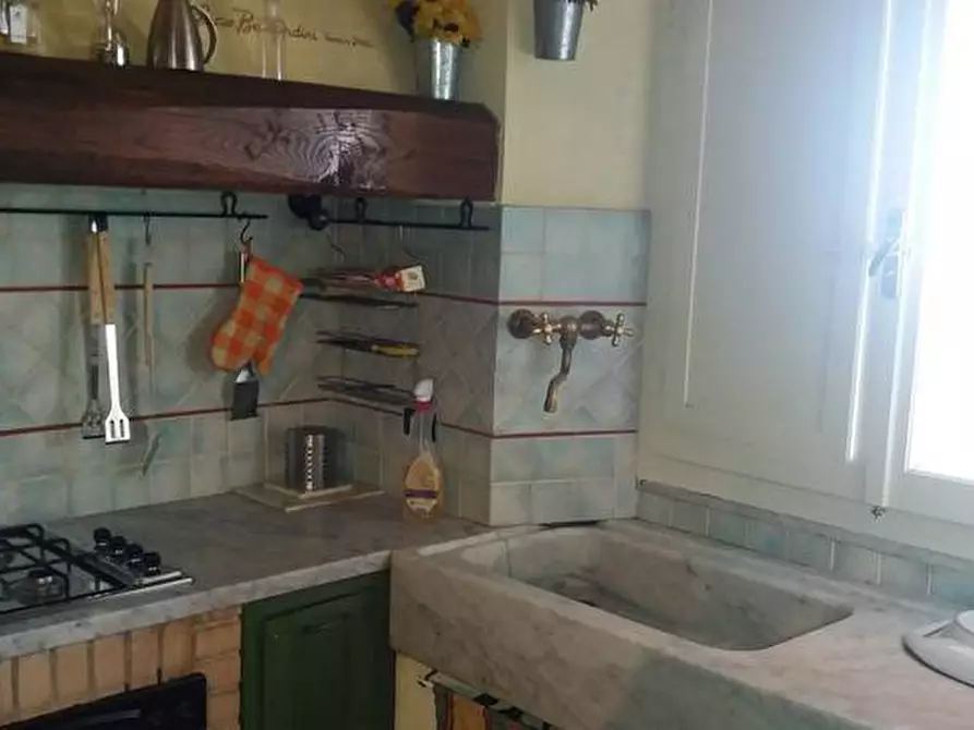 Immagine 21 di Casa bifamiliare in vendita  a Pietrasanta
