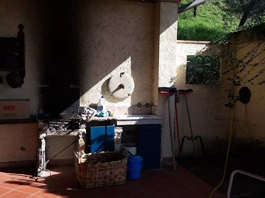 Immagine 17 di Casa bifamiliare in vendita  a Pietrasanta