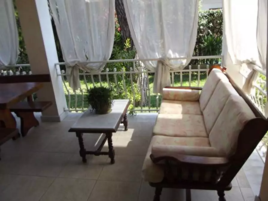 Immagine 4 di Villa in affitto  a Forte Dei Marmi