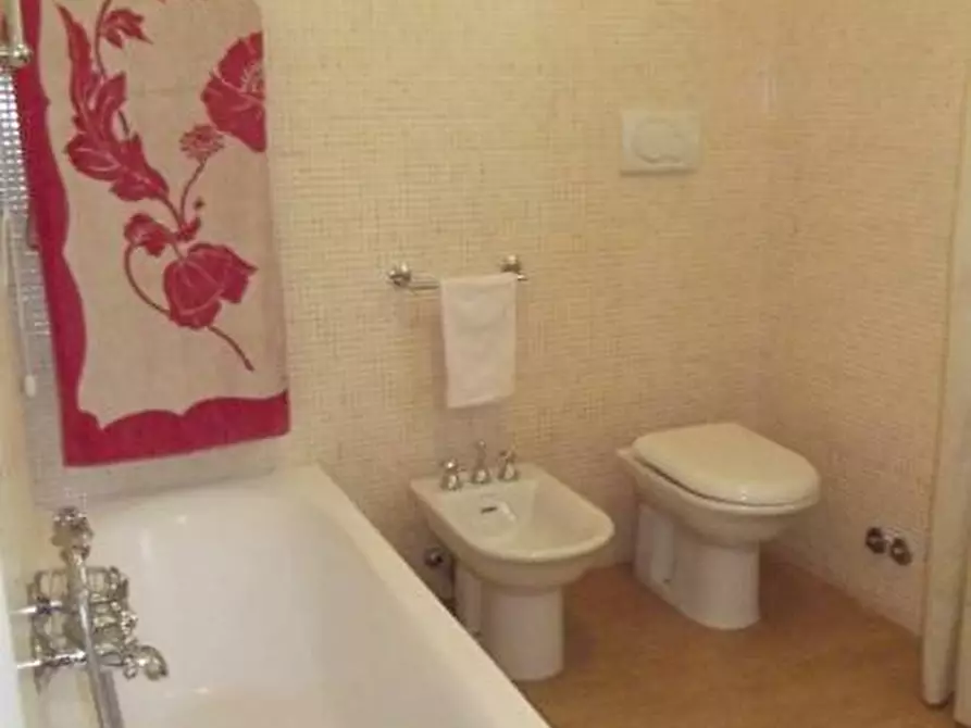 Immagine 18 di Villa in affitto  a Forte Dei Marmi