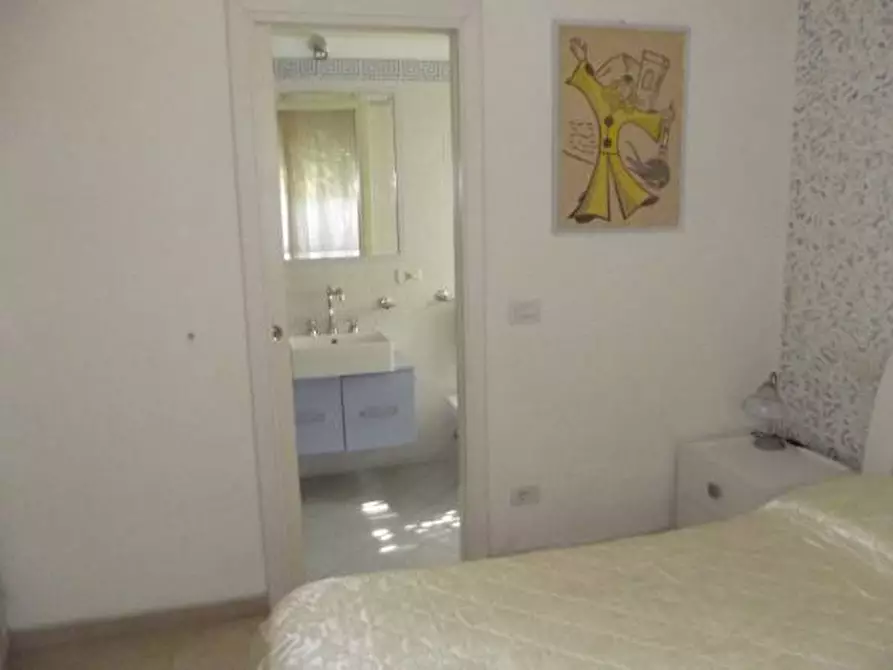 Immagine 13 di Villa in affitto  a Forte Dei Marmi