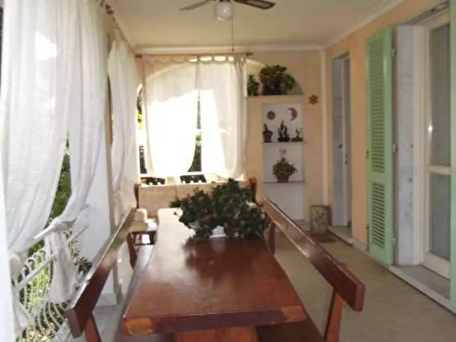 Immagine 6 di Villa in affitto  a Forte Dei Marmi