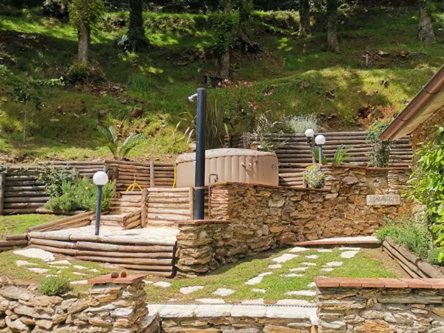 Immagine 4 di Rustico / casale in vendita  a Seravezza