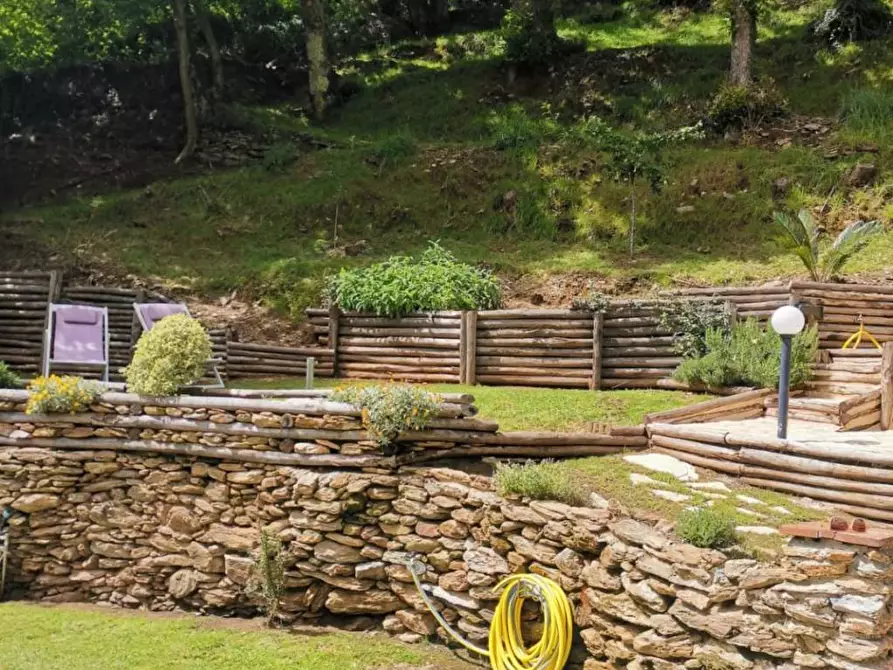 Immagine 3 di Rustico / casale in vendita  a Seravezza