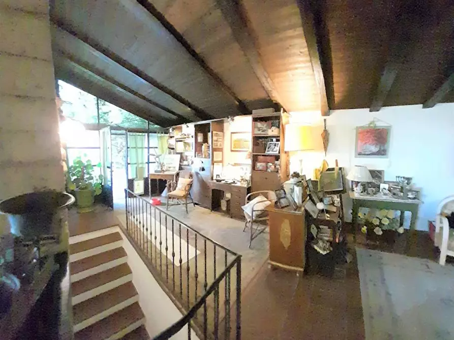 Immagine 9 di Villa in vendita  a Pietrasanta