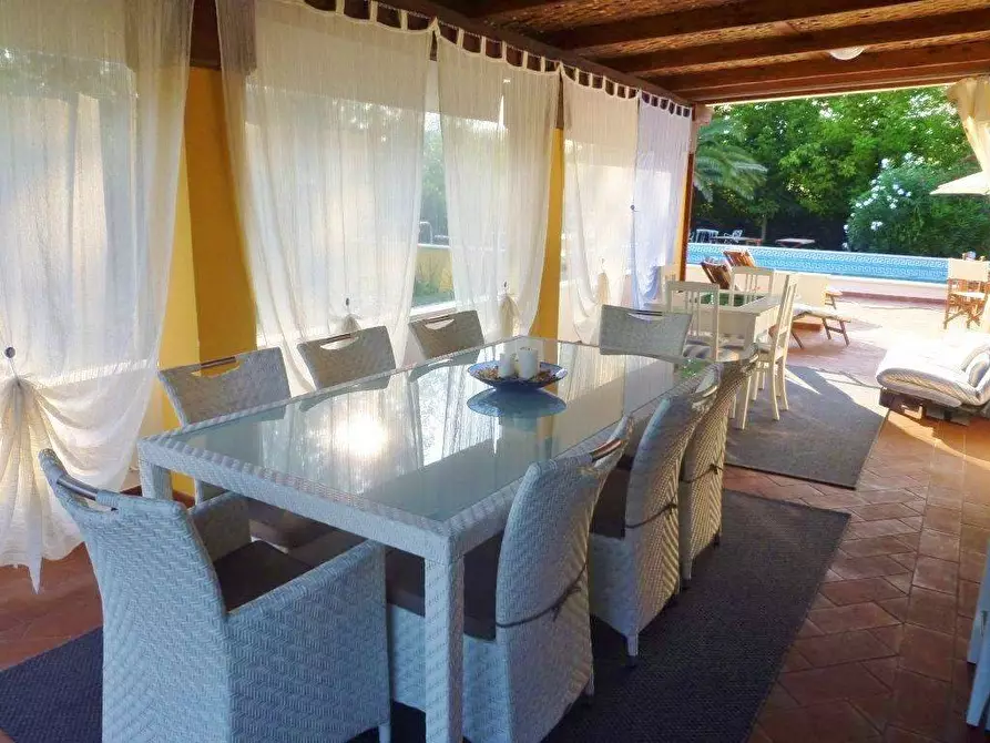 Immagine 16 di Villa in vendita  a Forte Dei Marmi