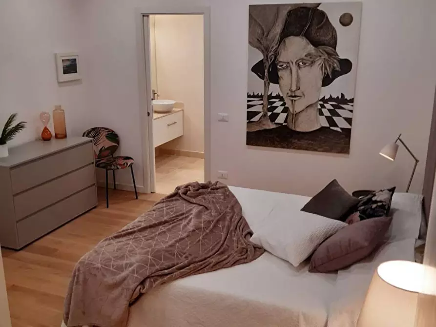 Immagine 13 di Villa in affitto  a Pietrasanta