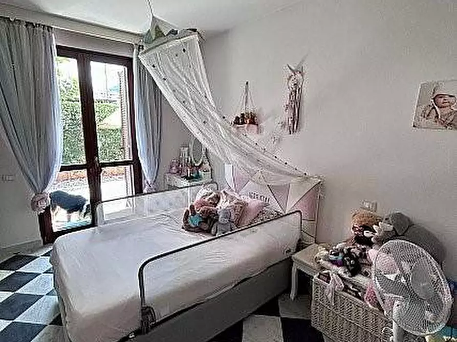 Immagine 8 di Casa bifamiliare in vendita  a Seravezza