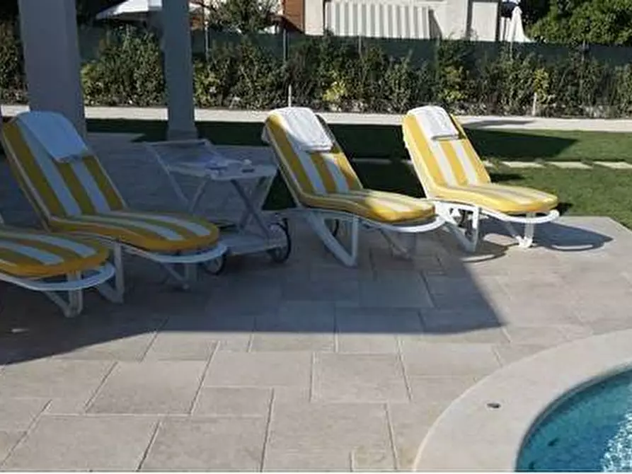 Immagine 7 di Villa in affitto  a Forte Dei Marmi