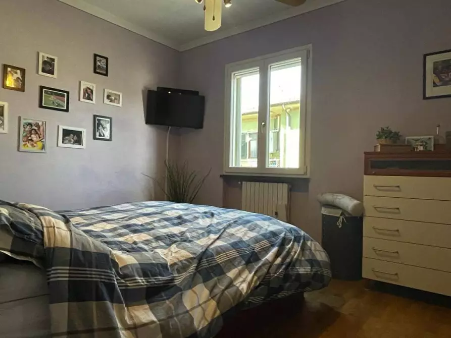 Immagine 6 di Casa trifamiliare in vendita  a Lucca