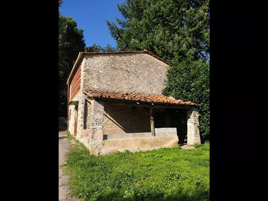 Immagine 10 di Rustico / casale in vendita  a Pescaglia