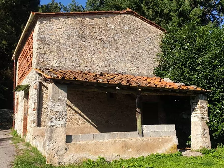 Immagine 34 di Rustico / casale in vendita  a Pescaglia