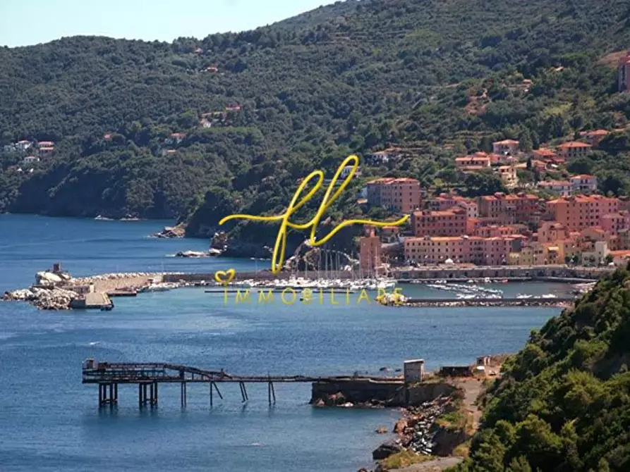 Immagine 17 di Appartamento in vendita  a Rio Marina