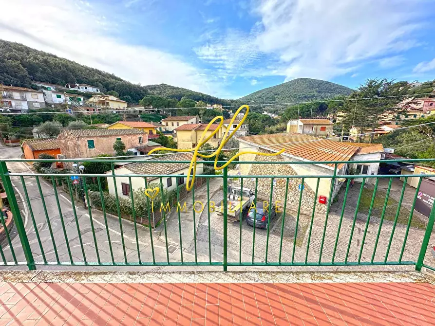 Immagine 2 di Appartamento in vendita  a Rio Marina