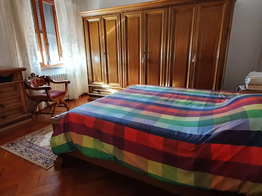 Immagine 4 di Casa bifamiliare in vendita  a Porcari