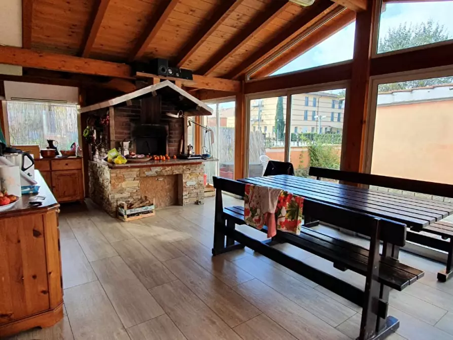 Immagine 25 di Casa bifamiliare in vendita  a Porcari