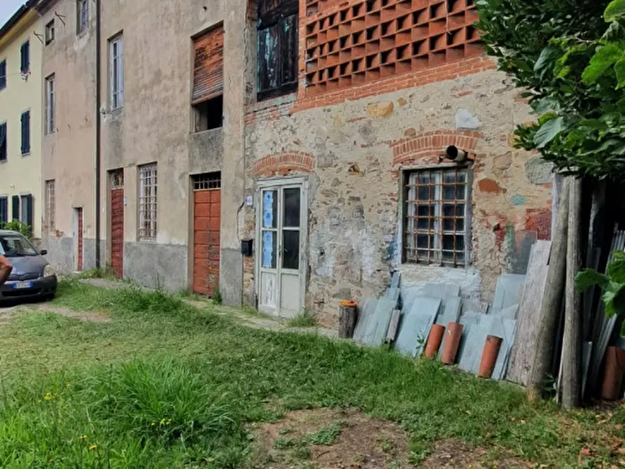 Immagine 2 di Casa semindipendente in vendita  a Capannori