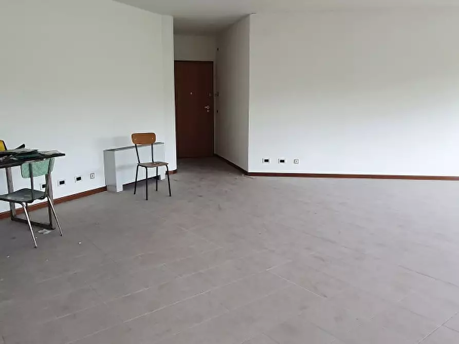 Immagine 4 di Ufficio in vendita  a Capannori