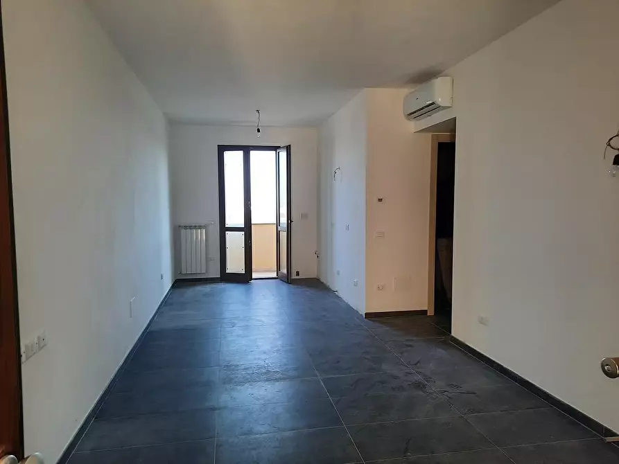 Immagine 3 di Appartamento in vendita  a Piombino