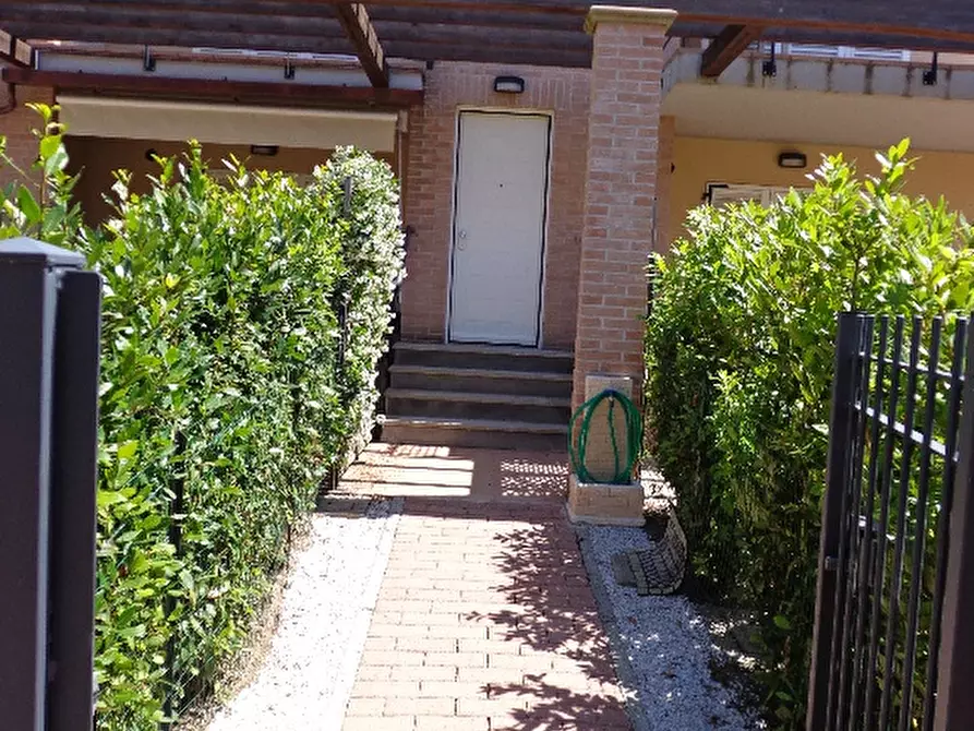 Immagine 2 di Appartamento in affitto  a Castagneto Carducci