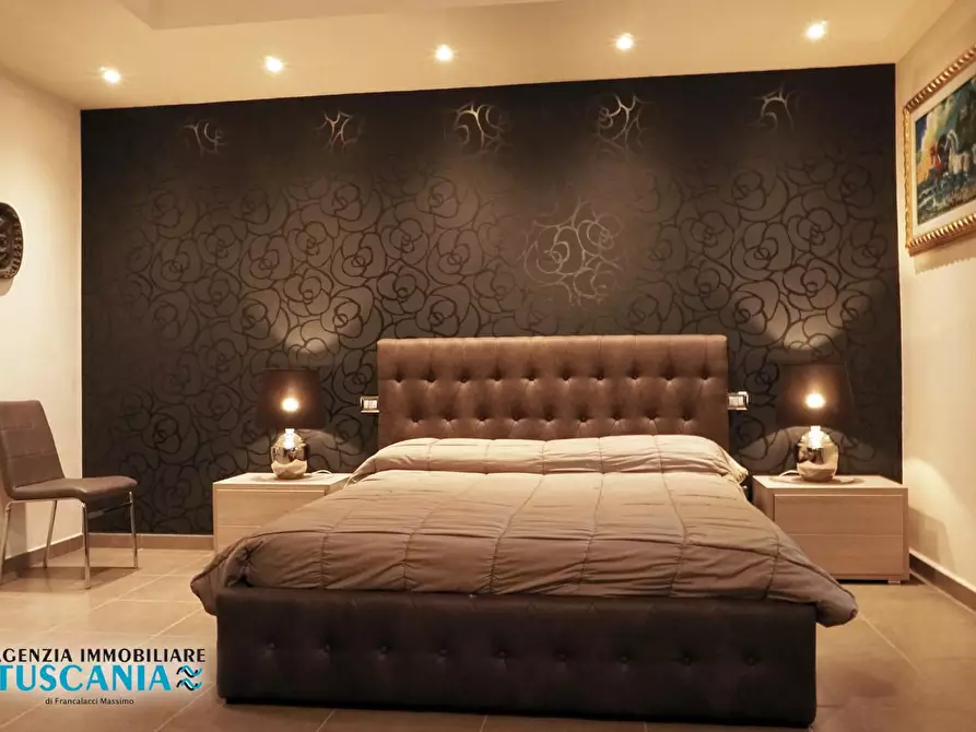 Immagine 31 di Villa in vendita  a Monteverdi Marittimo