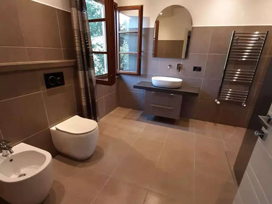 Immagine 35 di Villa in vendita  a Monteverdi Marittimo