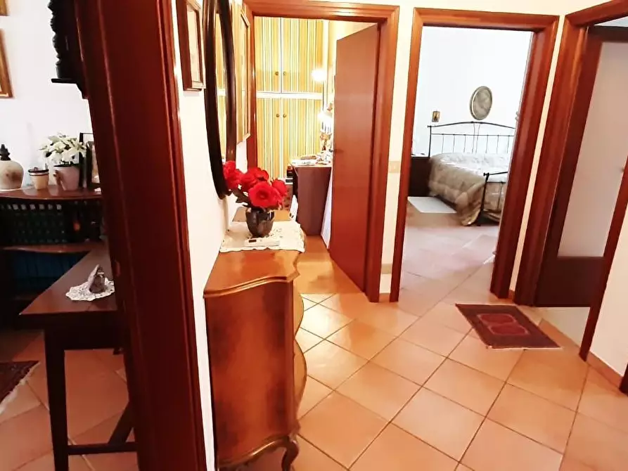 Immagine 19 di Villa in vendita  a Cecina