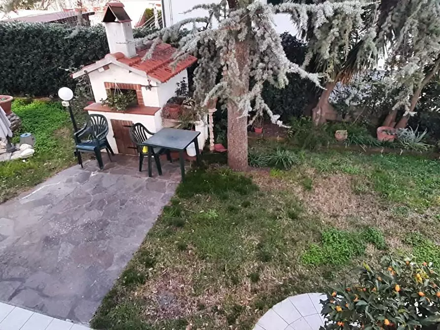 Immagine 31 di Villa in vendita  a Cecina