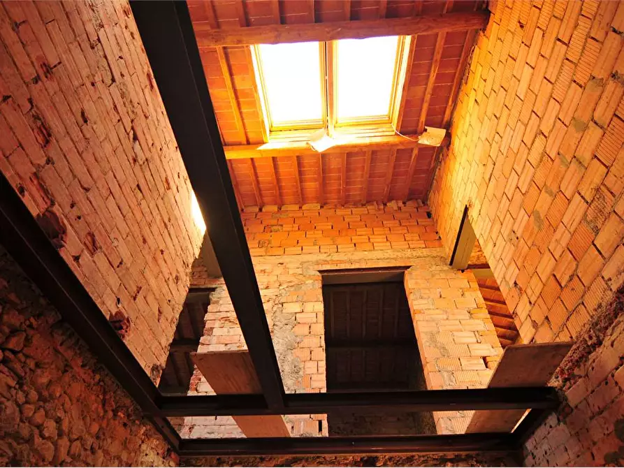 Immagine 7 di Casa indipendente in vendita  a Lastra A Signa