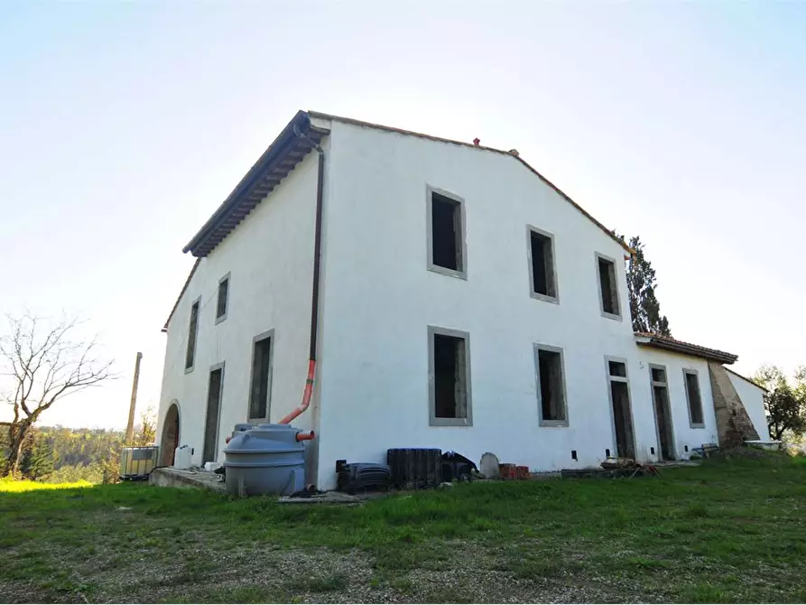 Immagine 10 di Casa indipendente in vendita  a Lastra A Signa