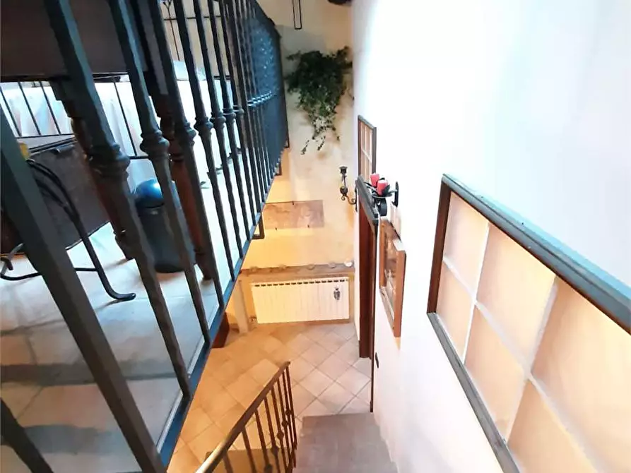 Immagine 22 di Casa colonica in vendita  a Montespertoli