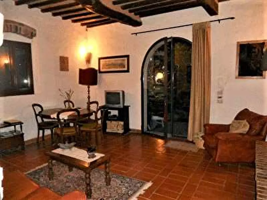 Immagine 7 di Porzione di casa in vendita  a Montespertoli