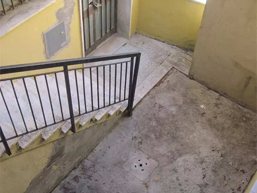 Immagine 5 di Laboratorio in vendita  a Montespertoli