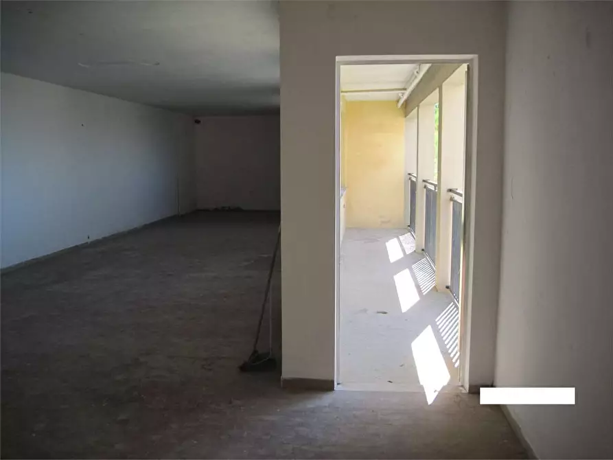 Immagine 2 di Laboratorio in vendita  a Montespertoli