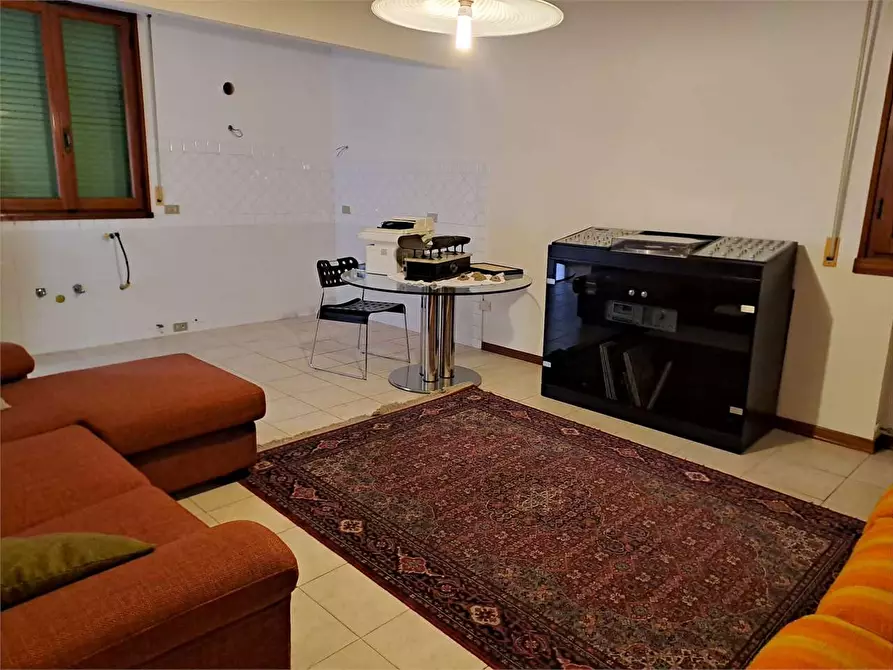 Immagine 17 di Villa in vendita  a Vinci