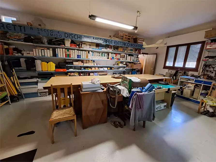 Immagine 12 di Villa in vendita  a Vinci