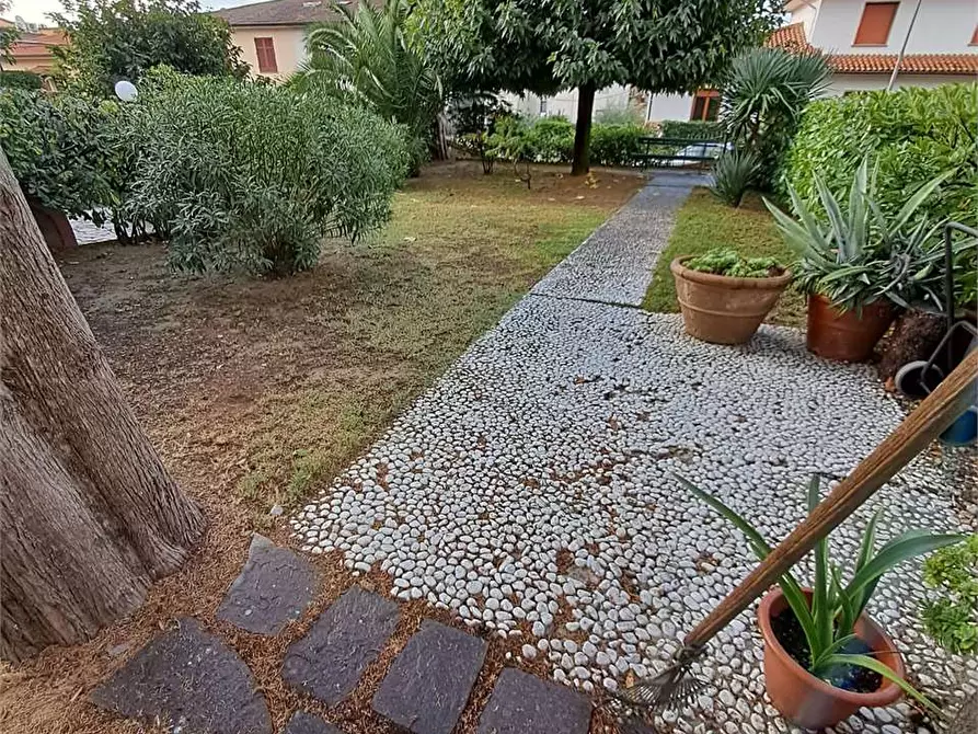 Immagine 31 di Villa in vendita  a Vinci
