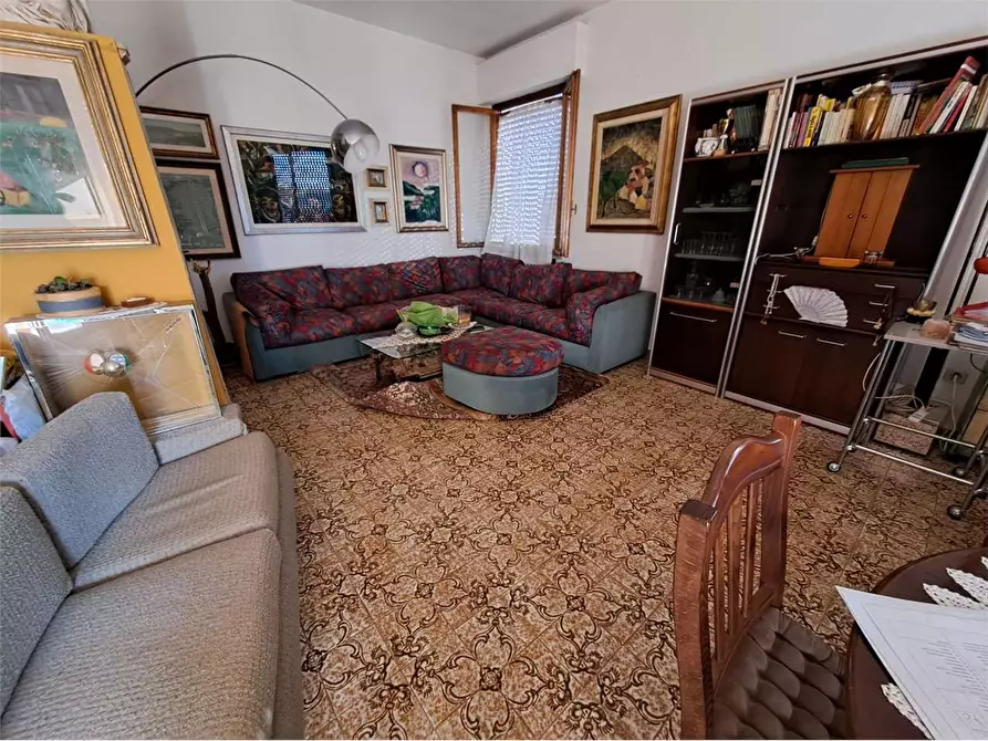 Immagine 5 di Appartamento in vendita  a Castelfiorentino