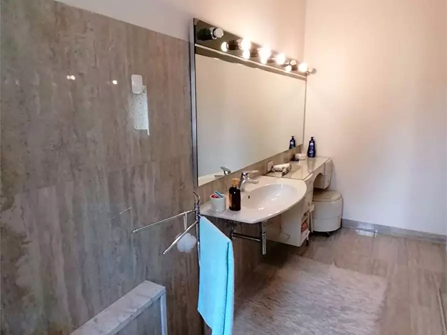 Immagine 6 di Mansarda in vendita  a San Casciano In Val Di Pesa