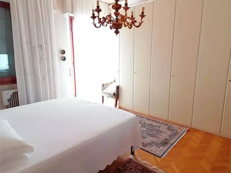 Immagine 5 di Mansarda in vendita  a San Casciano In Val Di Pesa