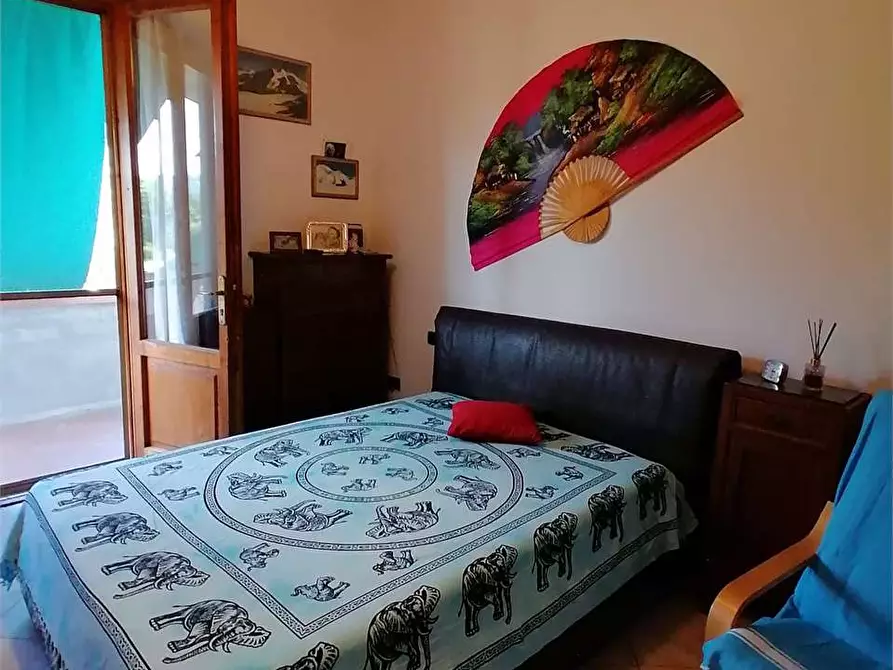 Immagine 21 di Casa indipendente in vendita  a Lastra A Signa